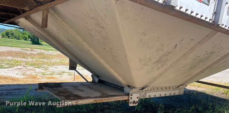 image for item MR9842 1988 Merritt  grain trailer