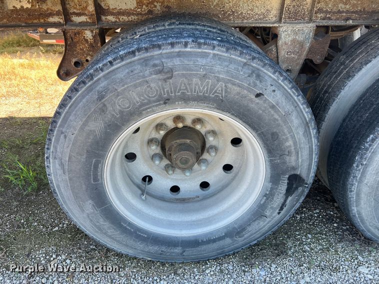 image for item MR9842 1988 Merritt  grain trailer