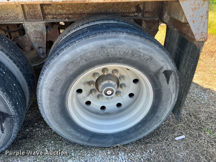 image for item MR9842 1988 Merritt  grain trailer