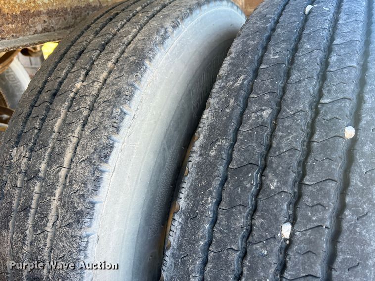 image for item MR9842 1988 Merritt  grain trailer