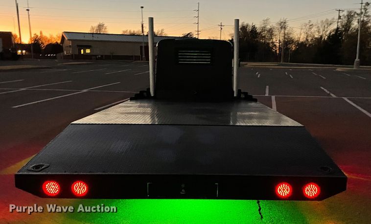 image for item MT9940 1933 GMC  flatbed truck