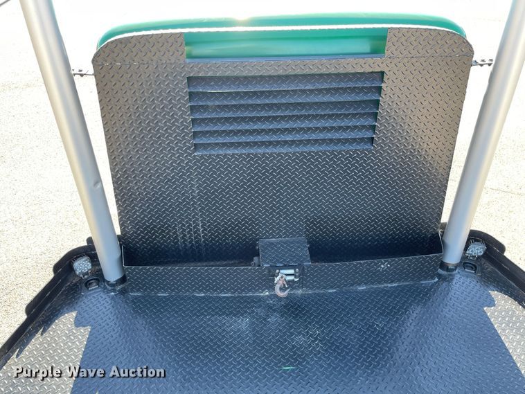 image for item MT9940 1933 GMC  flatbed truck