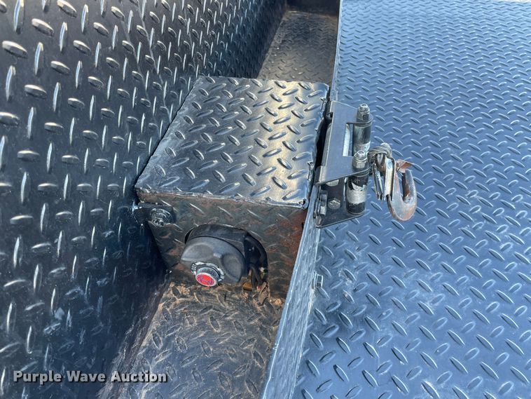 image for item MT9940 1933 GMC  flatbed truck