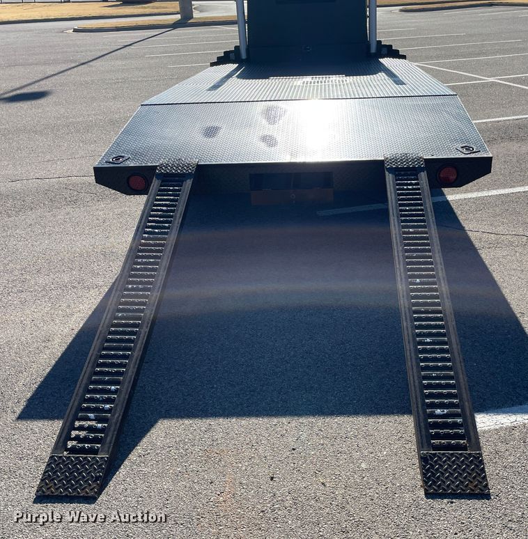 image for item MT9940 1933 GMC  flatbed truck