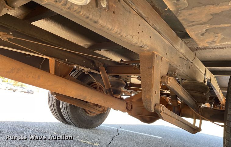 image for item MT9940 1933 GMC  flatbed truck