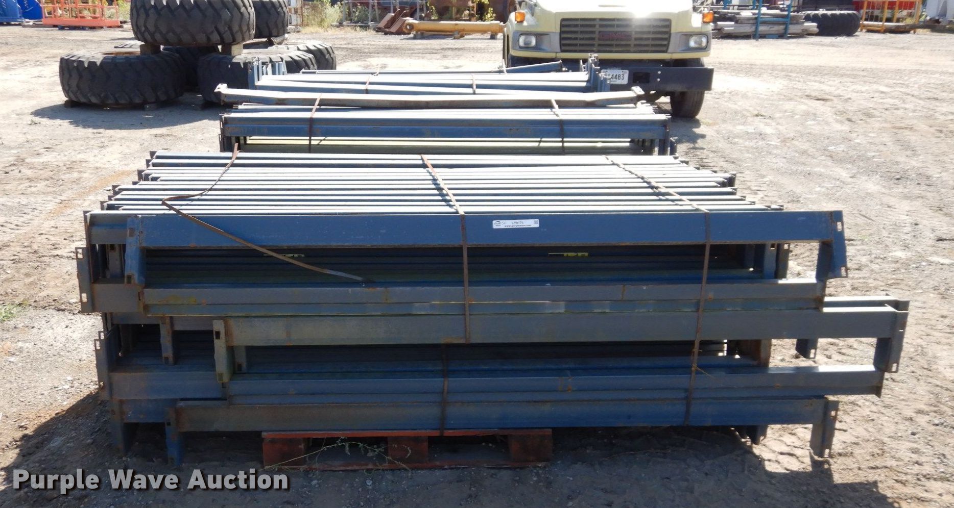 (4) pallets of Unarco TBolt pallet racking beams in Lawrence, KS