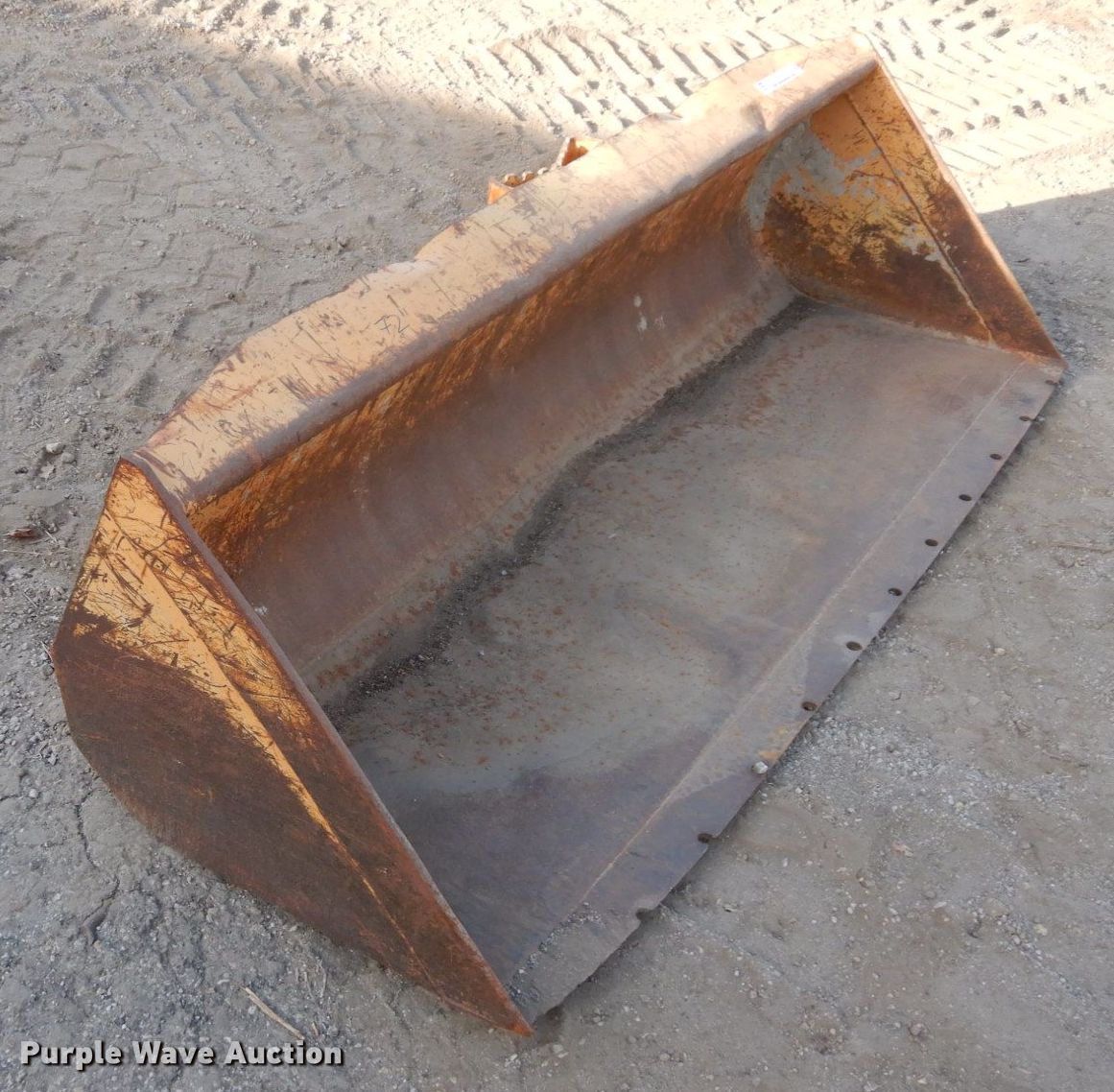 Case 72"W skid steer bucket in Lawrence, KS Item LY9185 sold Purple
