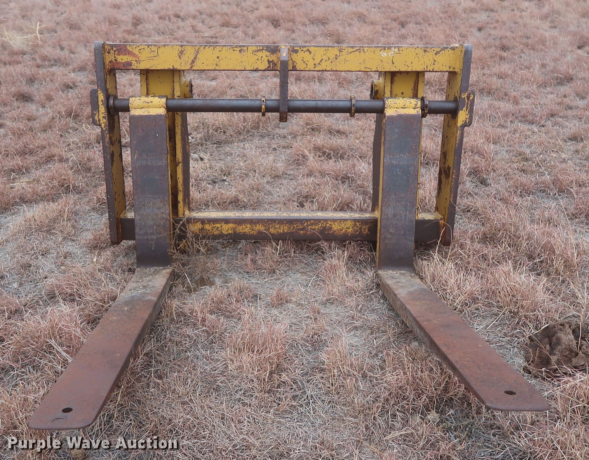 Balderson BFX66 forks in Englewood, KS Item MJ9260 sold Purple Wave