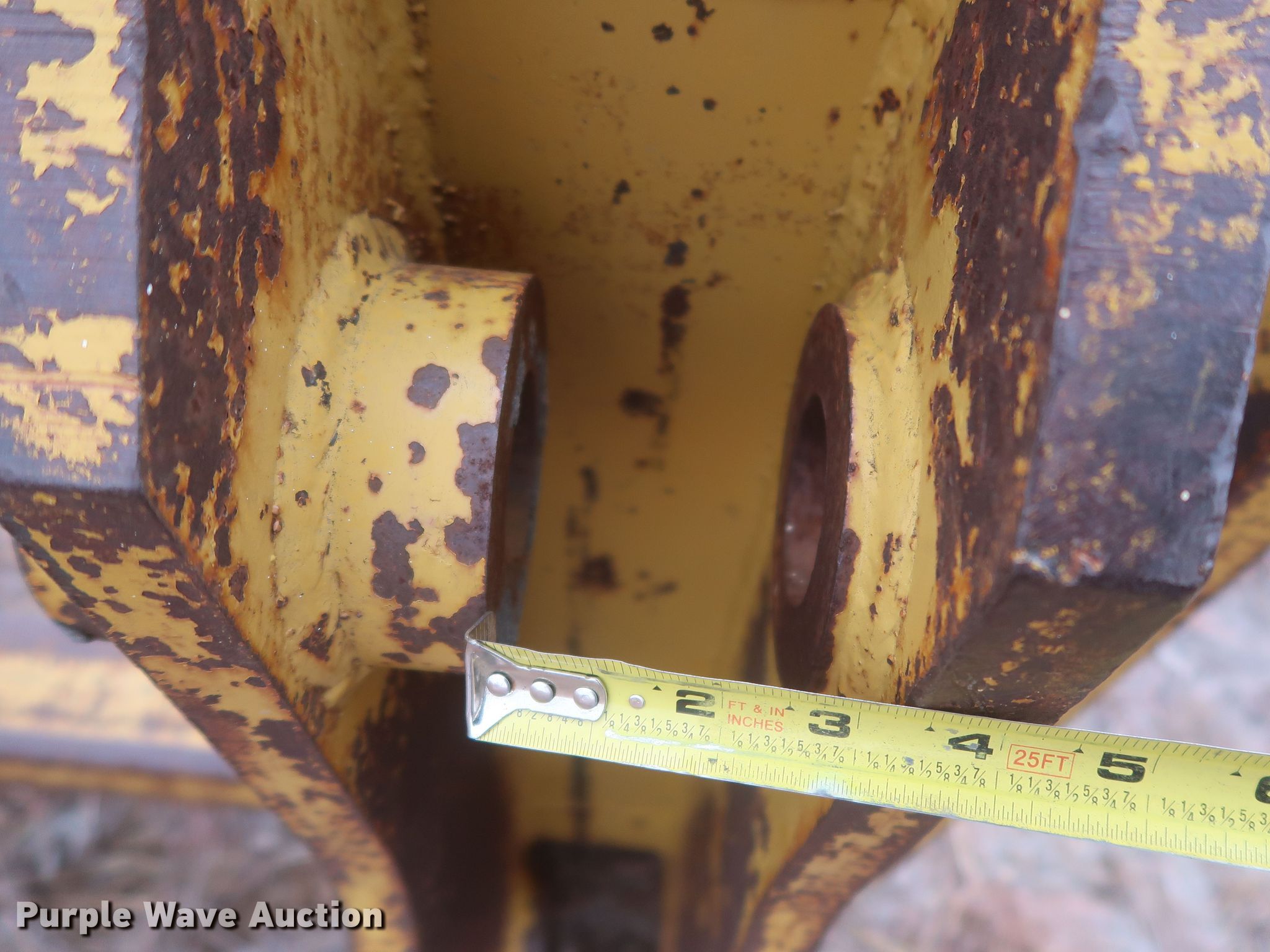 Balderson BFX66 forks in Englewood, KS Item MJ9260 sold Purple Wave