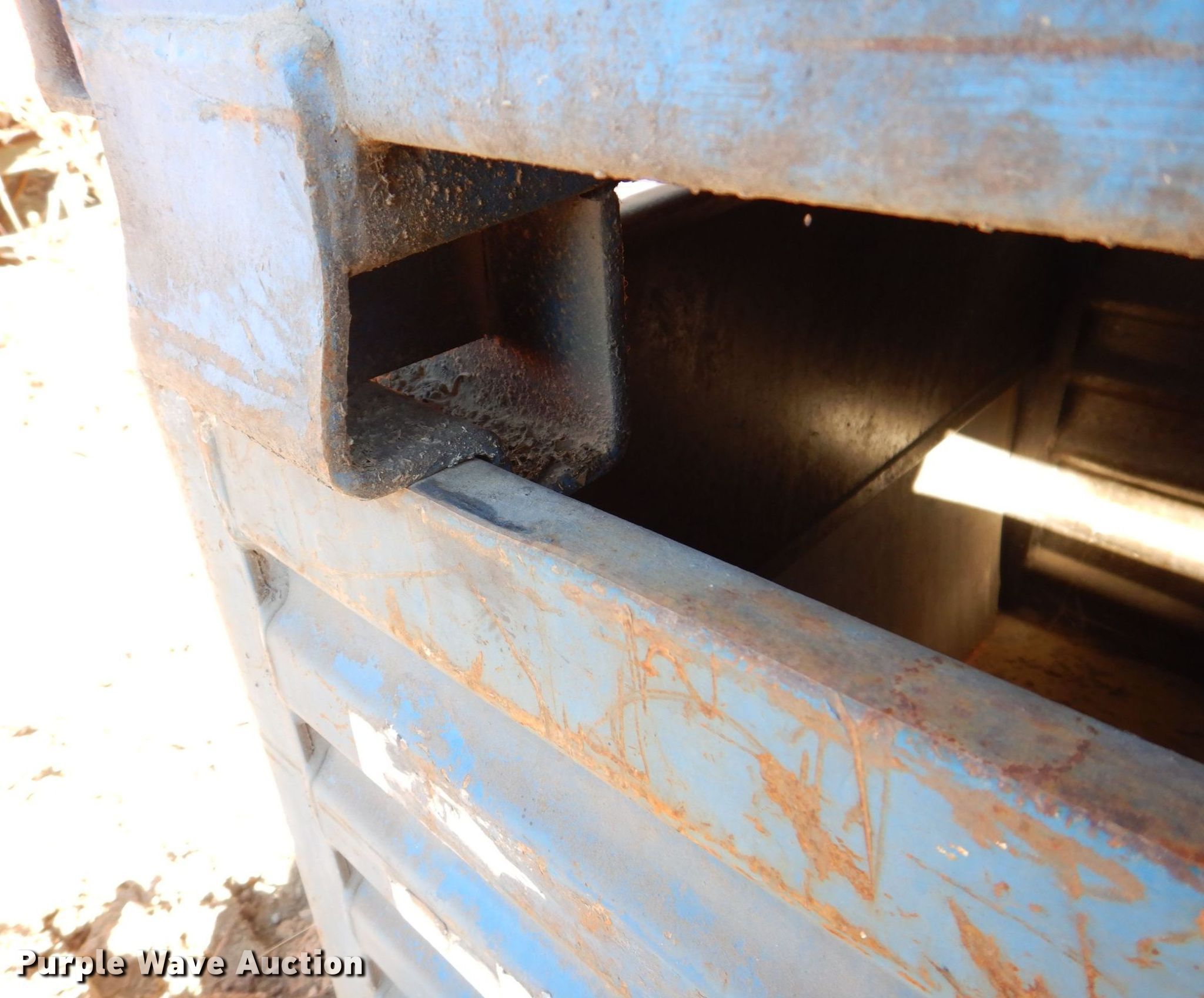 (4) steel bins in Dubuque, IA Item MJ9897 sold Purple Wave