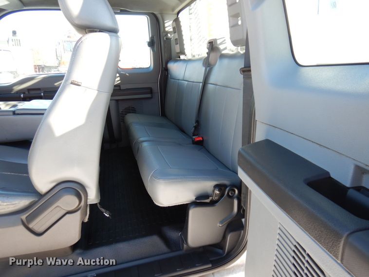 image for item AF9346 2013 Ford F550 Super Duty  utility / service truck