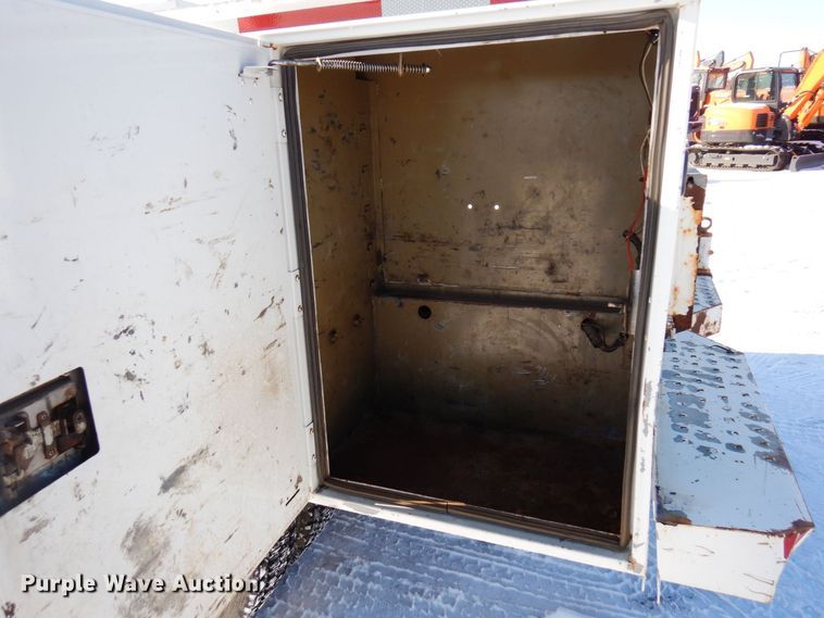 image for item AF9346 2013 Ford F550 Super Duty  utility / service truck