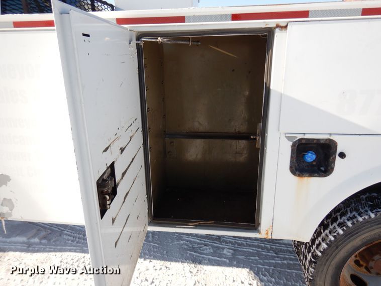 image for item AF9346 2013 Ford F550 Super Duty  utility / service truck