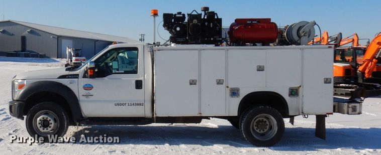 image for item AF9348 2012 Ford F550 Super Duty  utility / service truck