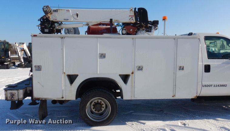 image for item AF9348 2012 Ford F550 Super Duty  utility / service truck
