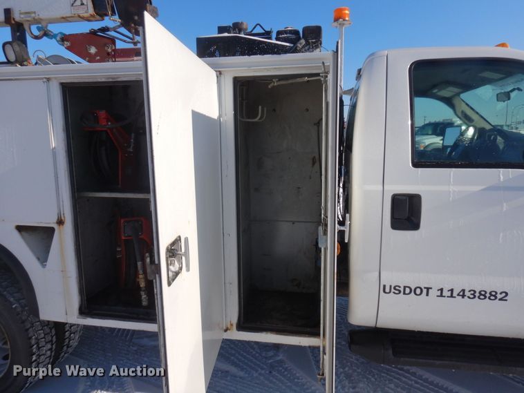 image for item AF9348 2012 Ford F550 Super Duty  utility / service truck