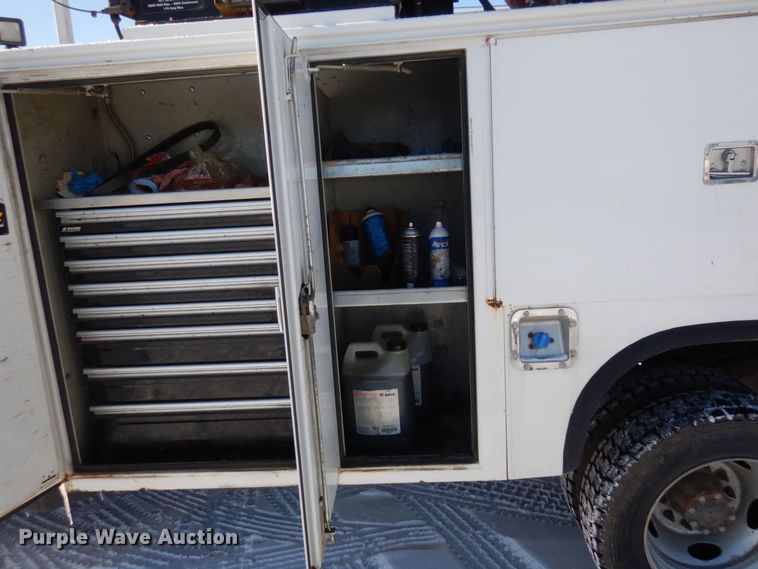 image for item AF9348 2012 Ford F550 Super Duty  utility / service truck