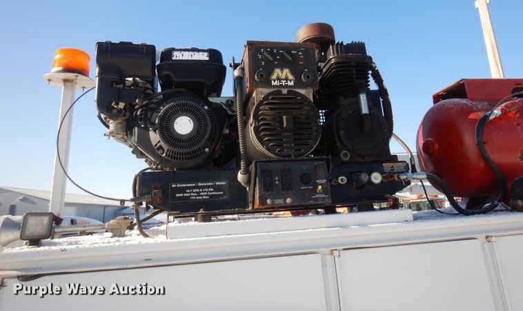 image for item AF9348 2012 Ford F550 Super Duty  utility / service truck