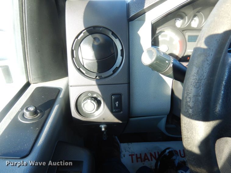 image for item AF9348 2012 Ford F550 Super Duty  utility / service truck