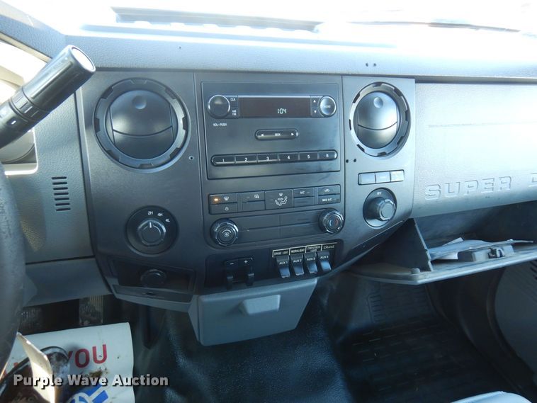 image for item AF9348 2012 Ford F550 Super Duty  utility / service truck