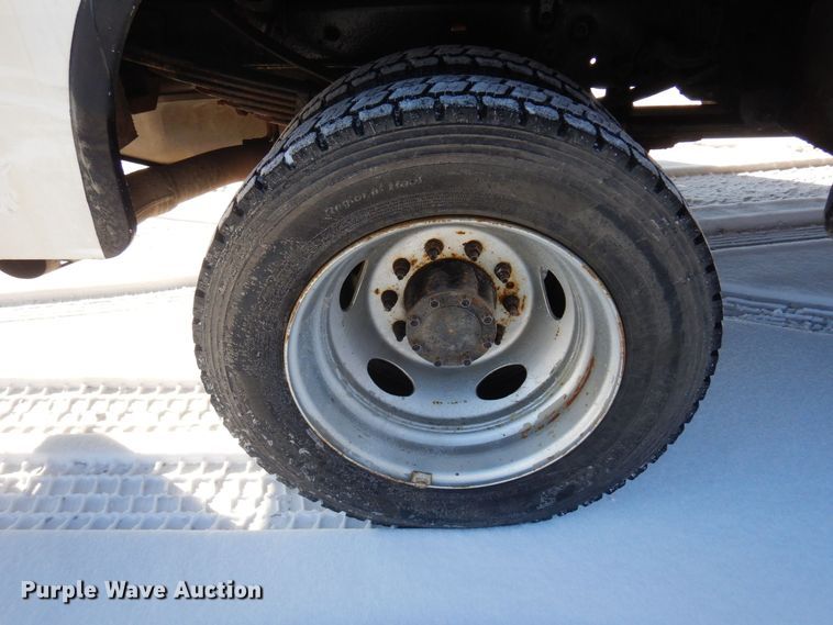 image for item AF9348 2012 Ford F550 Super Duty  utility / service truck