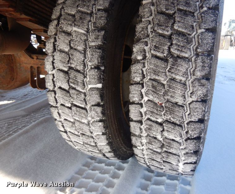 image for item AF9348 2012 Ford F550 Super Duty  utility / service truck