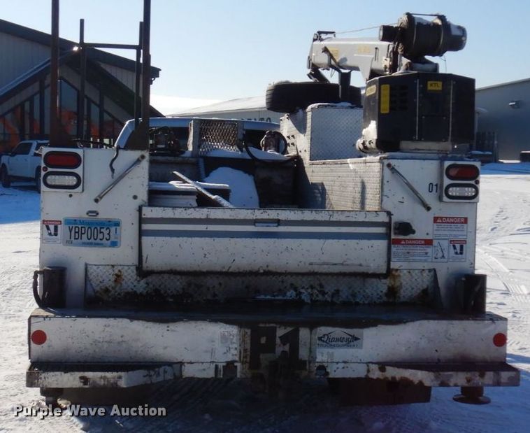 image for item AF9350 2015 Ford F550 Super Duty  Crew Cab utility / service truck