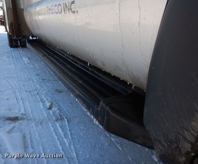 image for item AF9350 2015 Ford F550 Super Duty  Crew Cab utility / service truck