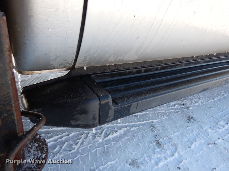 image for item AF9350 2015 Ford F550 Super Duty  Crew Cab utility / service truck