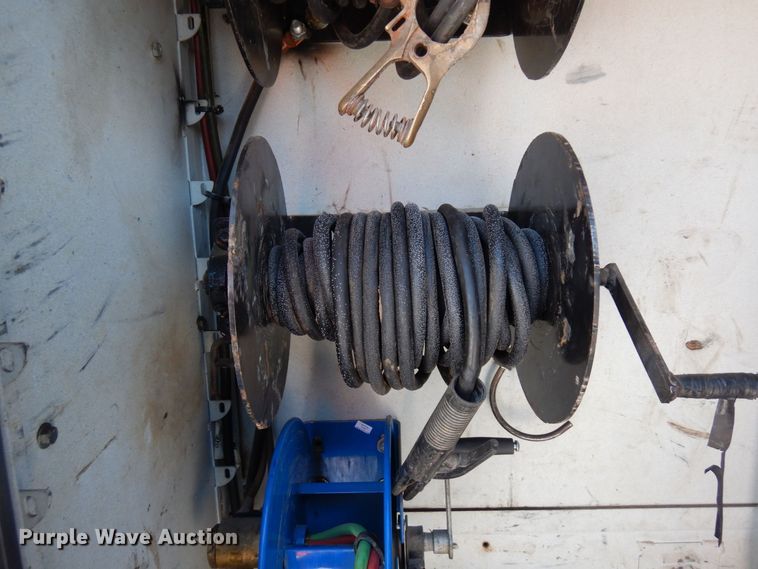 image for item AF9350 2015 Ford F550 Super Duty  Crew Cab utility / service truck