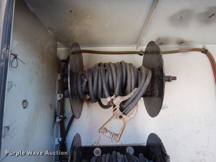 image for item AF9350 2015 Ford F550 Super Duty  Crew Cab utility / service truck