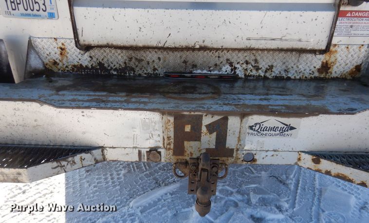 image for item AF9350 2015 Ford F550 Super Duty  Crew Cab utility / service truck