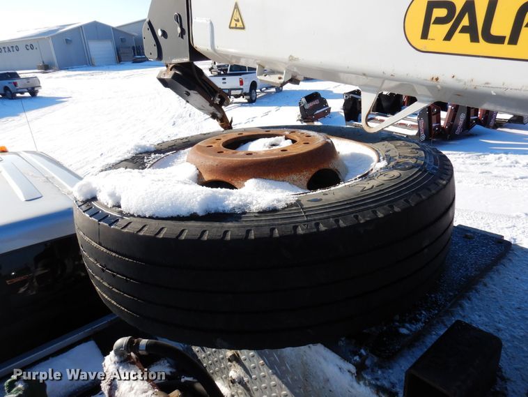 image for item AF9350 2015 Ford F550 Super Duty  Crew Cab utility / service truck