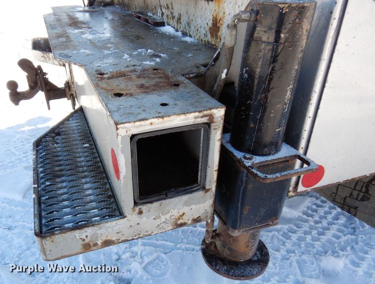 image for item AF9350 2015 Ford F550 Super Duty  Crew Cab utility / service truck