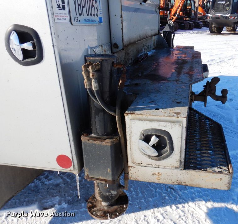 image for item AF9350 2015 Ford F550 Super Duty  Crew Cab utility / service truck