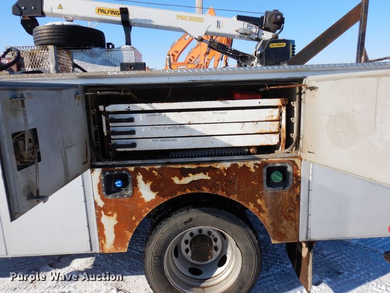 image for item AF9350 2015 Ford F550 Super Duty  Crew Cab utility / service truck