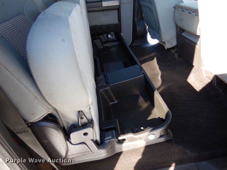 image for item AF9350 2015 Ford F550 Super Duty  Crew Cab utility / service truck