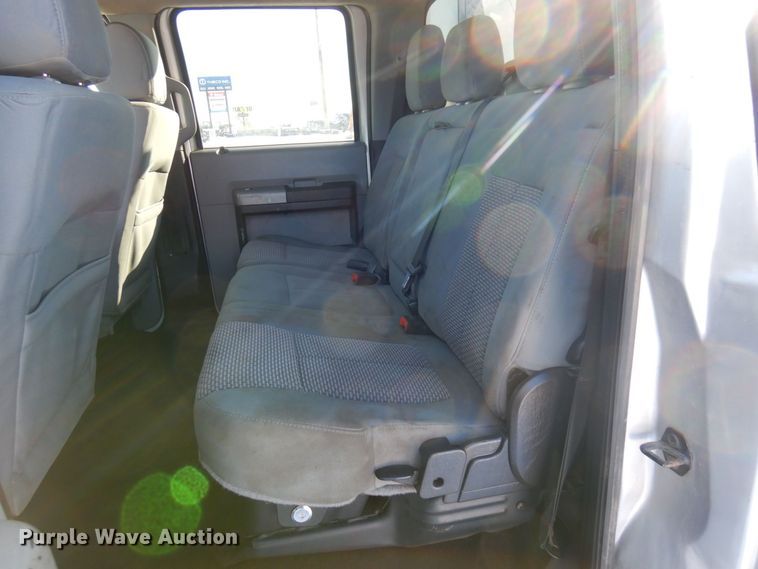 image for item AF9350 2015 Ford F550 Super Duty  Crew Cab utility / service truck