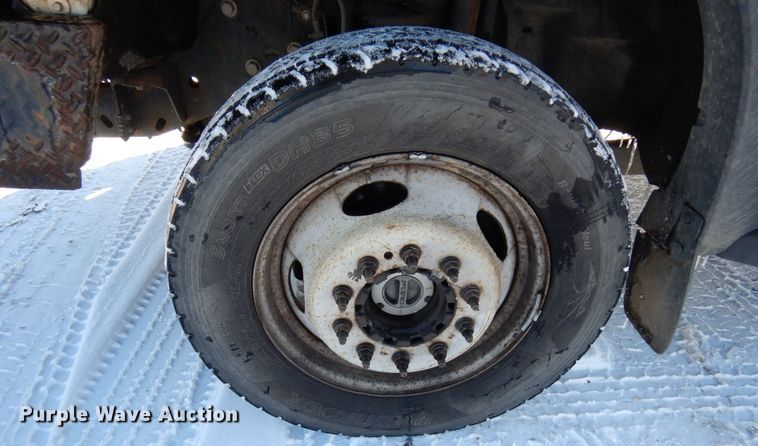 image for item AF9350 2015 Ford F550 Super Duty  Crew Cab utility / service truck