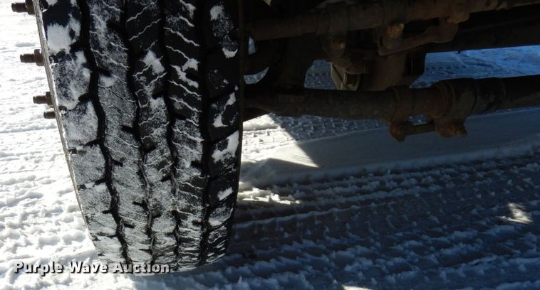 image for item AF9350 2015 Ford F550 Super Duty  Crew Cab utility / service truck