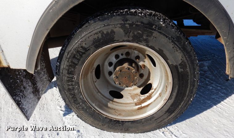 image for item AF9350 2015 Ford F550 Super Duty  Crew Cab utility / service truck