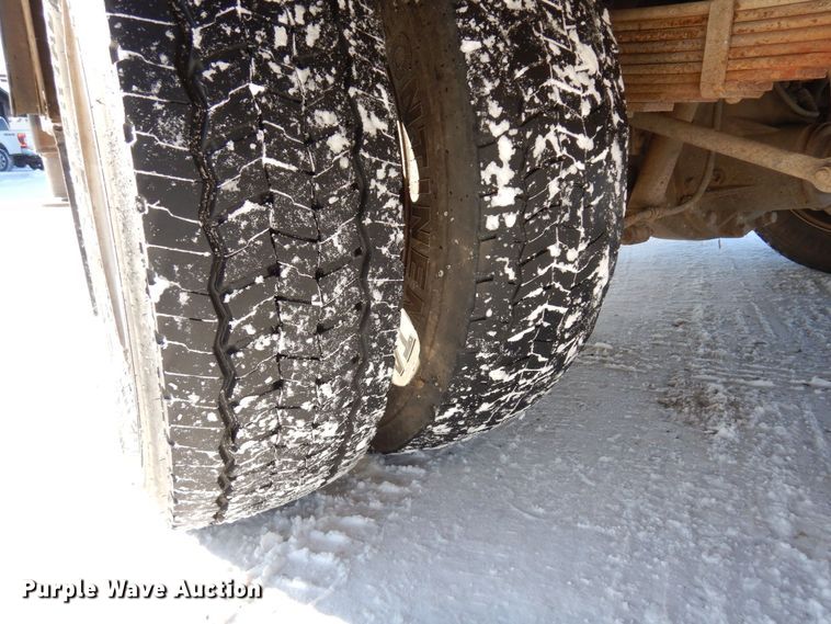 image for item AF9350 2015 Ford F550 Super Duty  Crew Cab utility / service truck