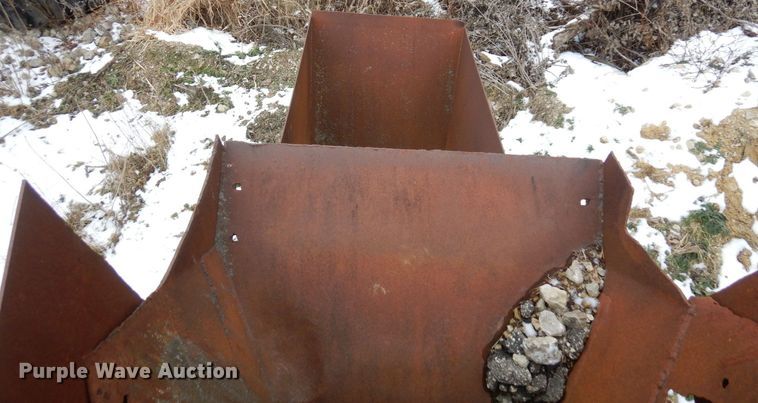 image for item AF9356 Barber Greene  crusher