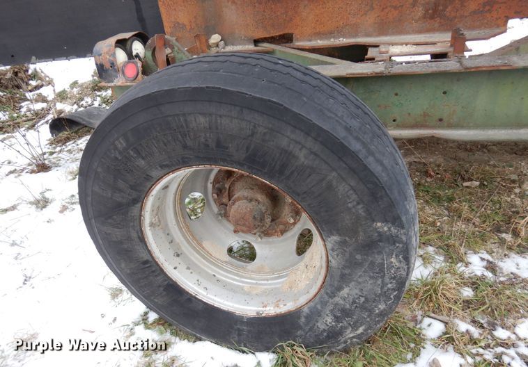 image for item AF9356 Barber Greene  crusher