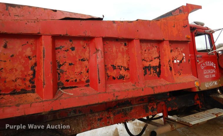 image for item AF9359 1976 White PT270  dump truck