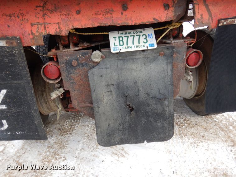 image for item AF9359 1976 White PT270  dump truck