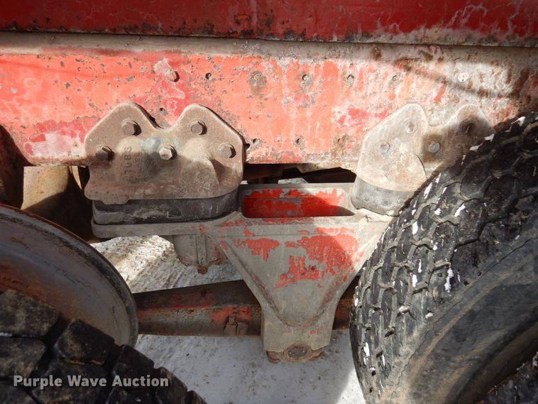 image for item AF9359 1976 White PT270  dump truck