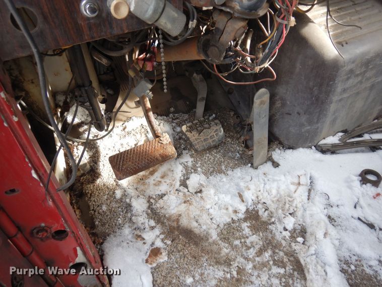 image for item AF9359 1976 White PT270  dump truck