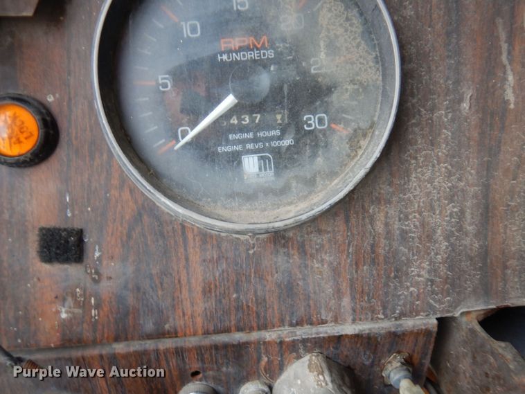 image for item AF9359 1976 White PT270  dump truck