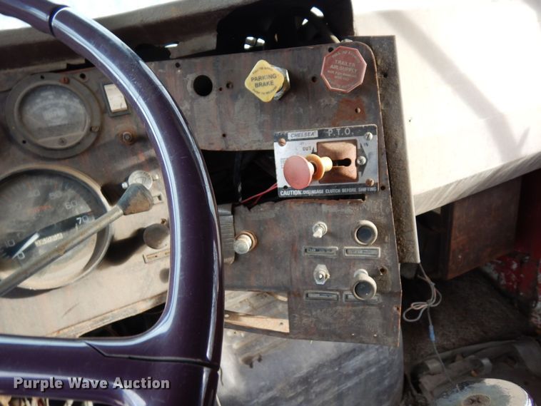 image for item AF9359 1976 White PT270  dump truck